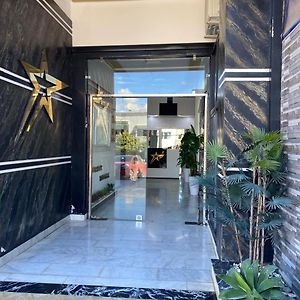 Hotel Golden Star